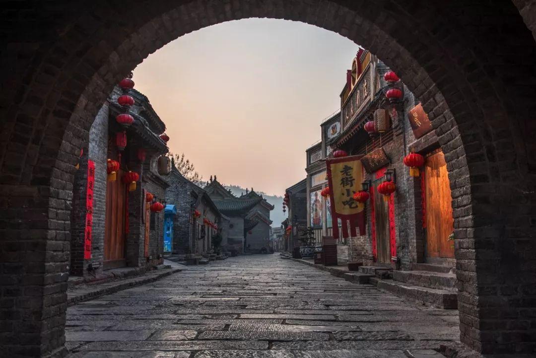 朋友用我的银行卡代收工资，这种操作存在风险吗？游戏画面